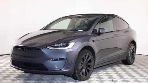 2022 Tesla Model X 7SAXCBE54NF333335