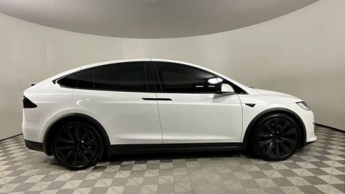 2022 Tesla Model X 7SAXCBE54NF355786