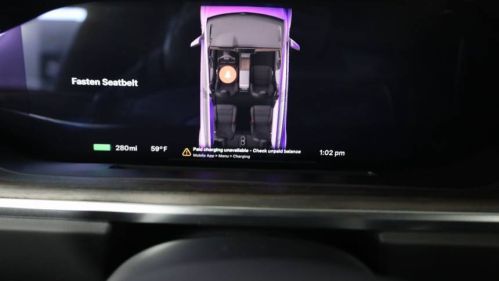 2022 Tesla Model X 7SAXCBE54NF333335