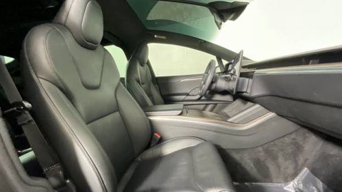 2022 Tesla Model X 7SAXCBE54NF355786