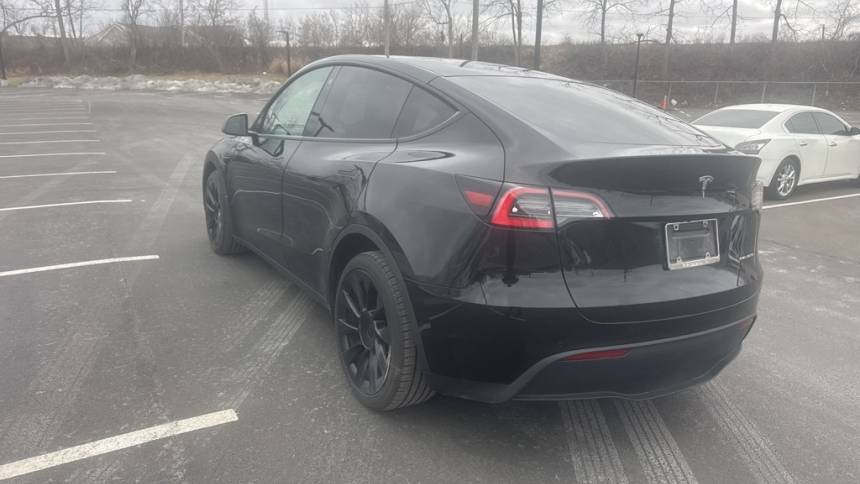 2021 Tesla Model Y 5YJYGDEE6MF102307