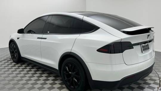 2022 Tesla Model X 7SAXCBE65NF345101