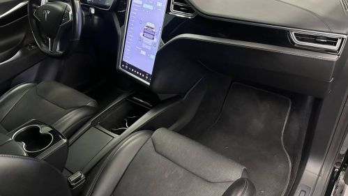 2017 Tesla Model X 5YJXCAE25HF076204