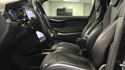 2017 Tesla Model X 5YJXCAE25HF076204