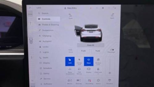 2022 Tesla Model X 7SAXCBE65NF345101