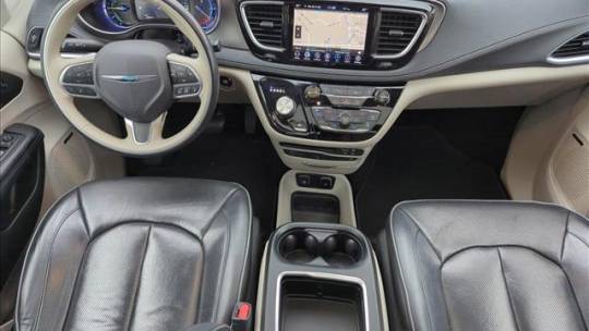 2019 Chrysler Pacifica 2C4RC1N76KR529102