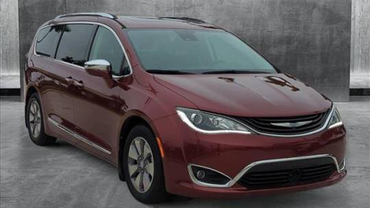 2019 Chrysler Pacifica 2C4RC1N76KR529102