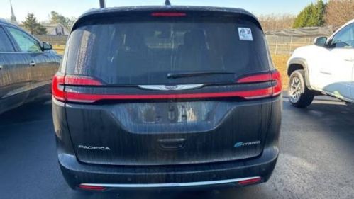 2022 Chrysler Pacifica 2C4RC1L79NR120163