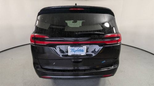 2022 Chrysler Pacifica 2C4RC1L7XNR180095