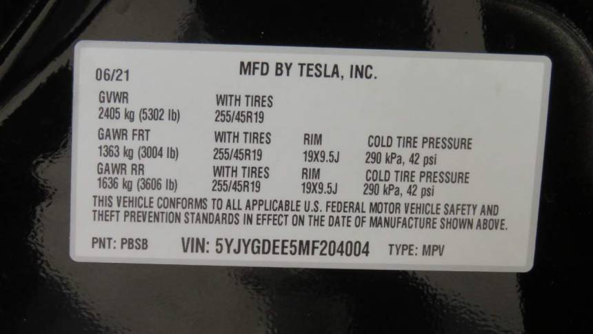 2021 Tesla Model Y 5YJYGDEE5MF204004