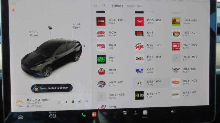 2021 Tesla Model Y 5YJYGDEE5MF204004