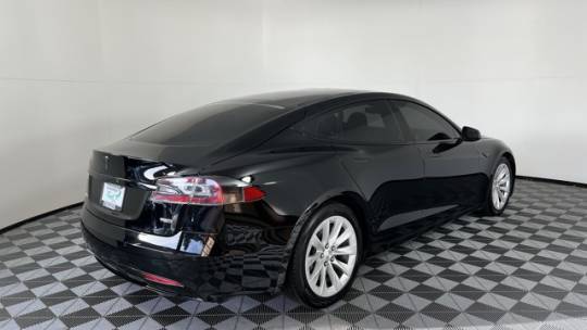 2016 Tesla Model S 5YJSA1E24GF148847