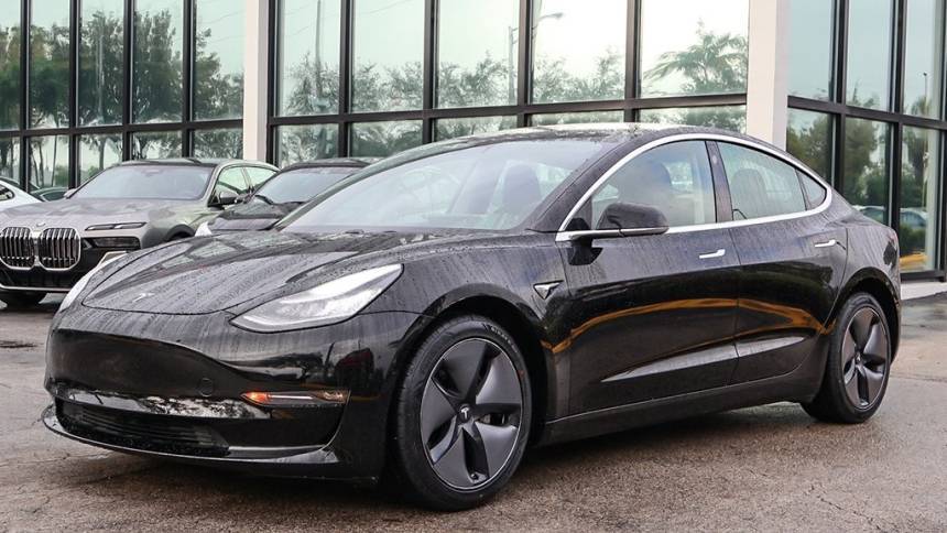 2019 Tesla Model 3 5YJ3E1EA5KF325625