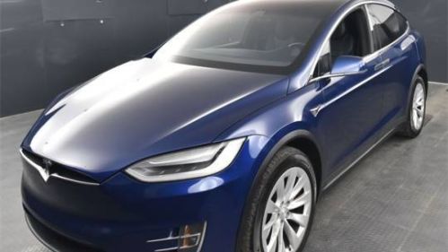 2017 Tesla Model X 5YJXCBE22HF043957