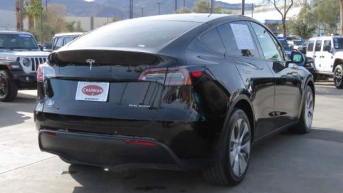 2021 Tesla Model Y 5YJYGDEE5MF204004