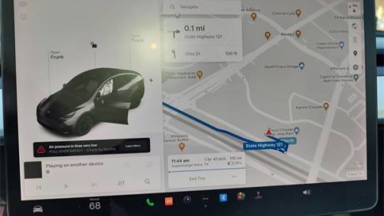 2021 Tesla Model Y 5YJYGDEE3MF075874