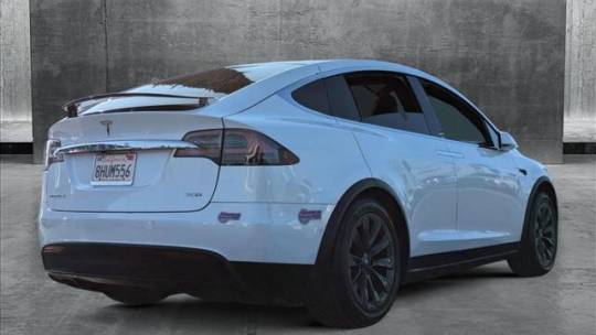 2018 Tesla Model X 5YJXCAE2XJF139609