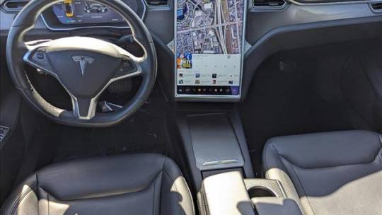 2016 Tesla Model S 5YJSA1E25GF146525