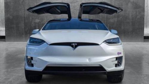 2018 Tesla Model X 5YJXCAE2XJF139609