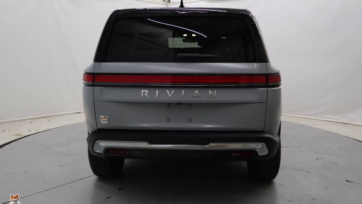 2023 Rivian R1S 7PDSGABA3PN009099