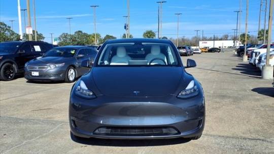 2021 Tesla Model Y 5YJYGDEE9MF062109