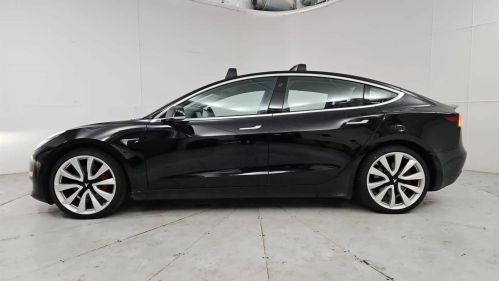 2018 Tesla Model 3 5YJ3E1EB7JF082469