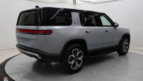 2023 Rivian R1S 7PDSGABA3PN009099