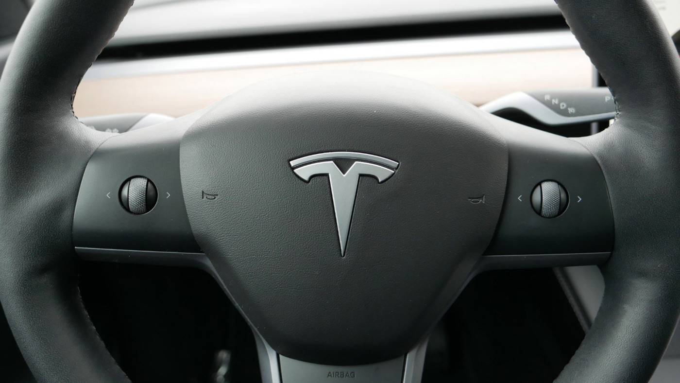 2021 Tesla Model Y 5YJYGDEEXMF284917