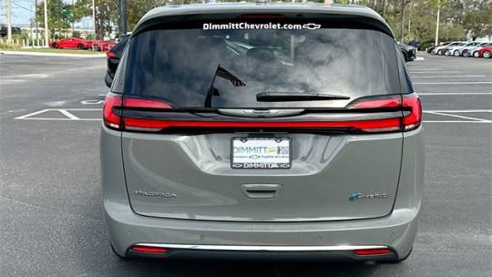 2022 Chrysler Pacifica 2C4RC1L75NR143732