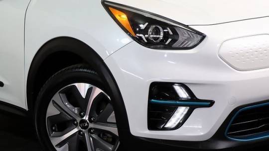 2020 Kia NIRO EV KNDCE3LGXL5065731