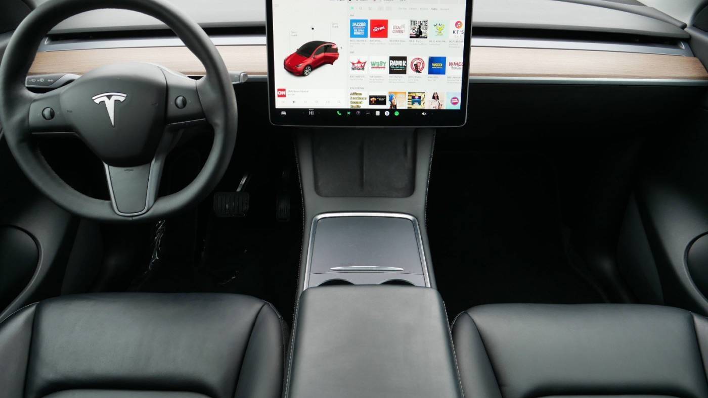 2021 Tesla Model Y 5YJYGDEEXMF284917