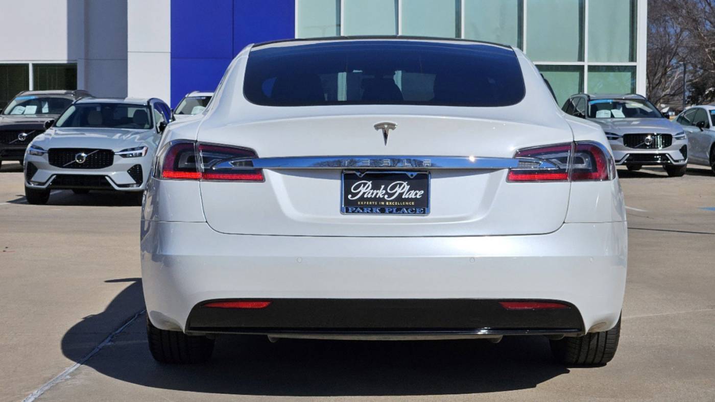 2017 Tesla Model S 5YJSA1E28HF229061