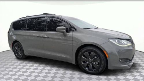 2020 Chrysler Pacifica 2C4RC1L72LR270581