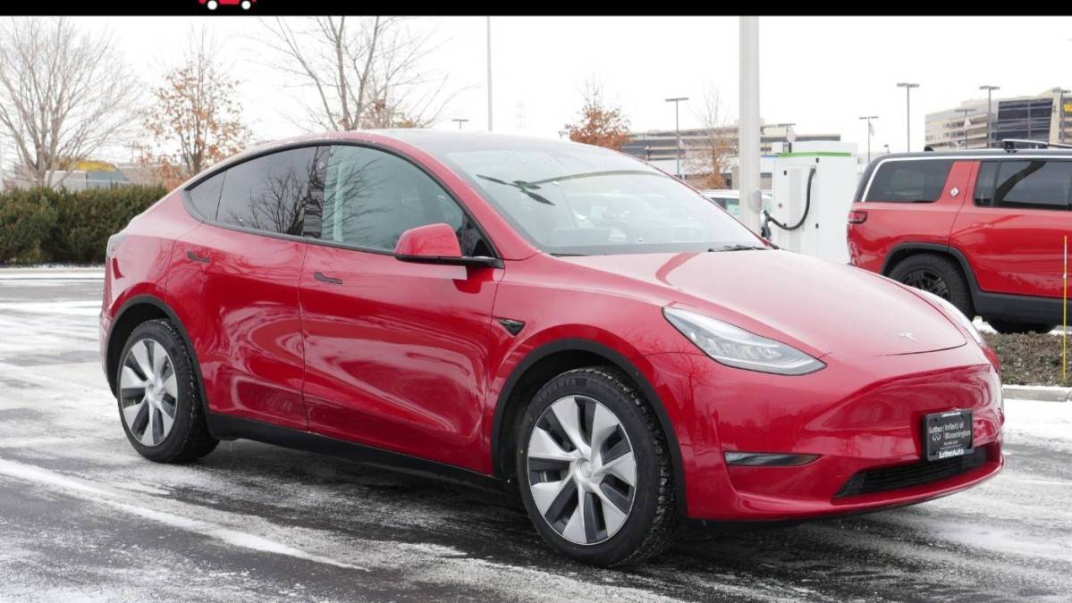 2021 Tesla Model Y 5YJYGDEEXMF284917