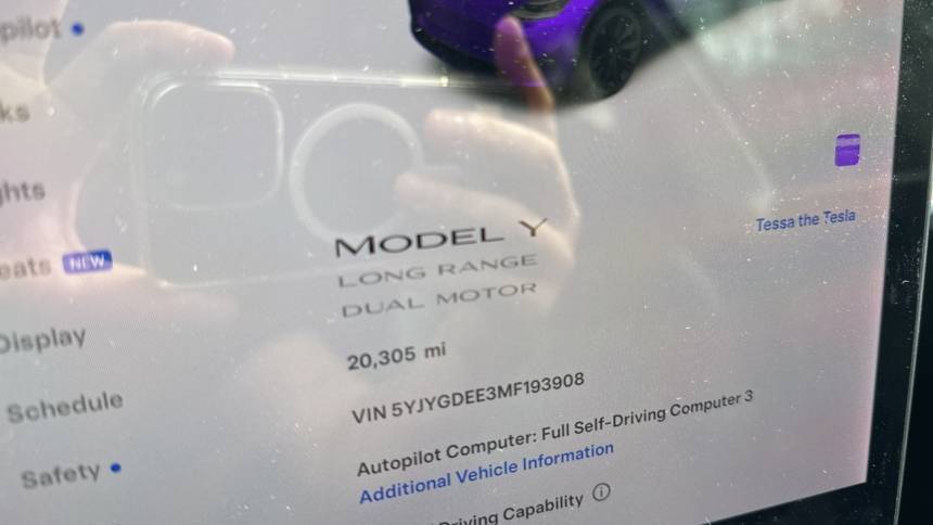 2021 Tesla Model Y 5YJYGDEE3MF193908