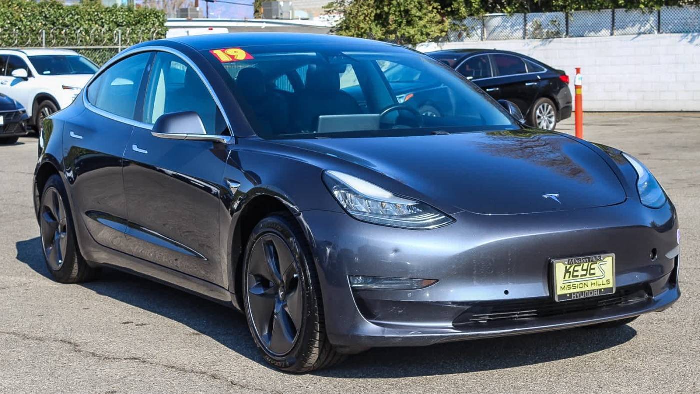 2019 Tesla Model 3 5YJ3E1EA5KF400193