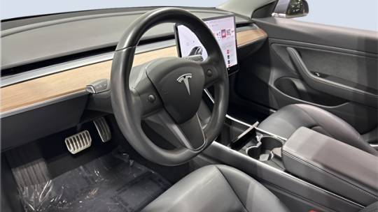 2019 Tesla Model 3 5YJ3E1EB9KF389269