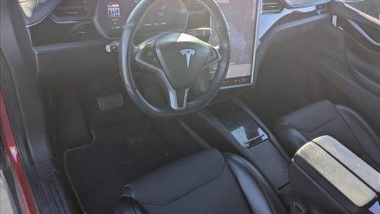 2018 Tesla Model X 5YJXCBE27JF121140