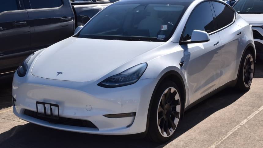 2021 Tesla Model Y 5YJYGAEE5MF158284