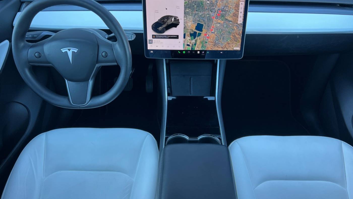 2020 Tesla Model Y 5YJYGDEE5LF020504