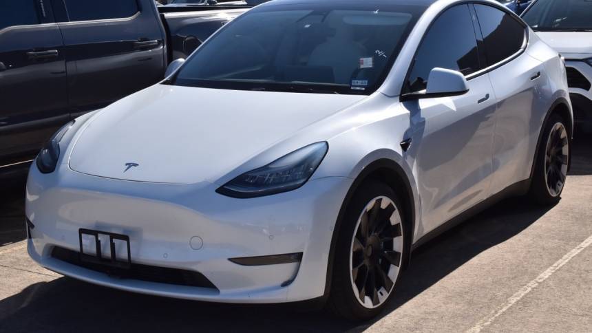 2021 Tesla Model Y 5YJYGAEE5MF158284