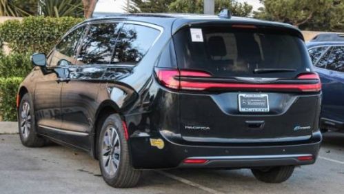 2022 Chrysler Pacifica 2C4RC1S78NR102366