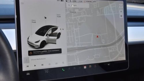 2021 Tesla Model Y 5YJYGAEE5MF158284