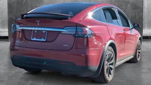 2018 Tesla Model X 5YJXCBE27JF121140