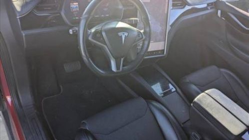 2018 Tesla Model X 5YJXCBE27JF121140