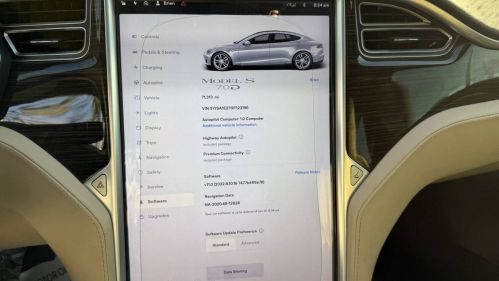 2016 Tesla Model S 5YJSA1E27GF123196