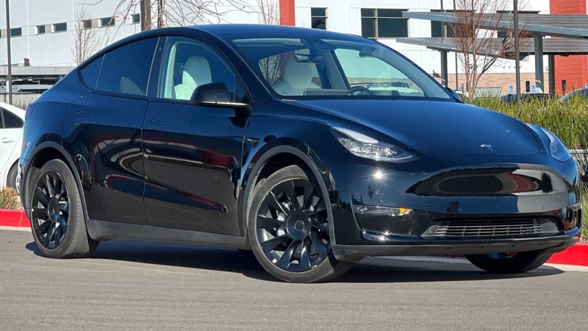 2020 Tesla Model Y 5YJYGDEE5LF020504