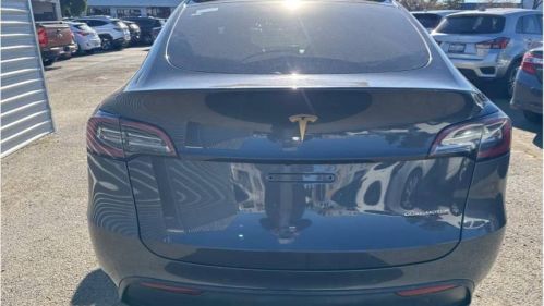 2021 Tesla Model Y 5YJYGDEE6MF219210