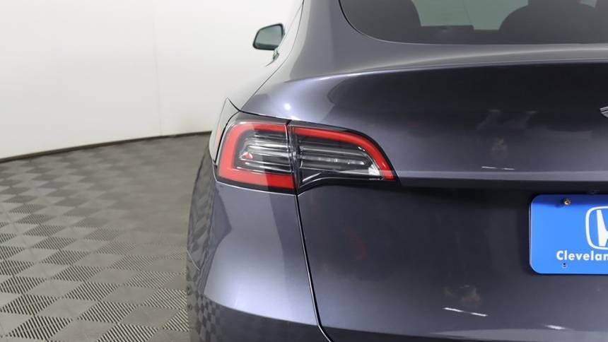 2021 Tesla Model Y 5YJYGDEE6MF224598