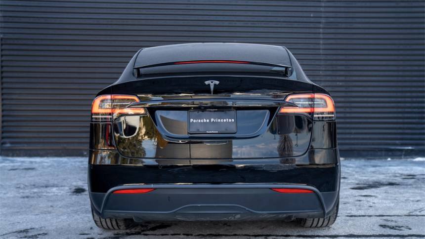 2022 Tesla Model X 7SAXCDE55NF343450